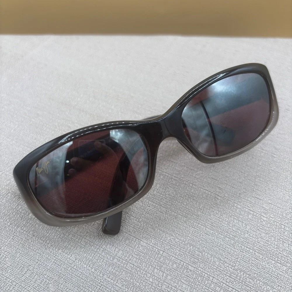 Maui Jim MJ 219-01 Brown Gradient Rectangular Polarized Sunglasses Made in Italy